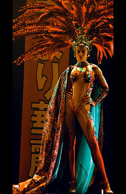 folies b4